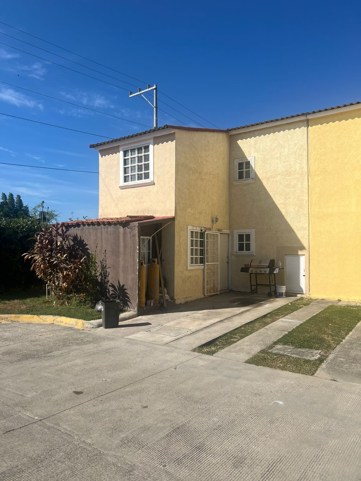 LA JOYA